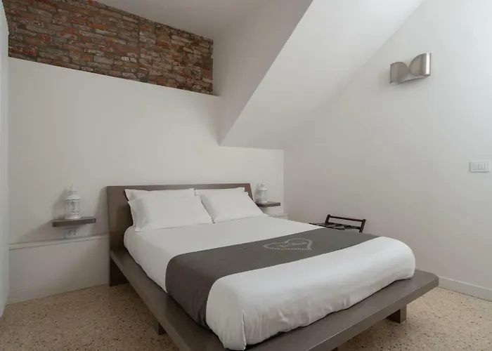 Ca' Flavia Apartment